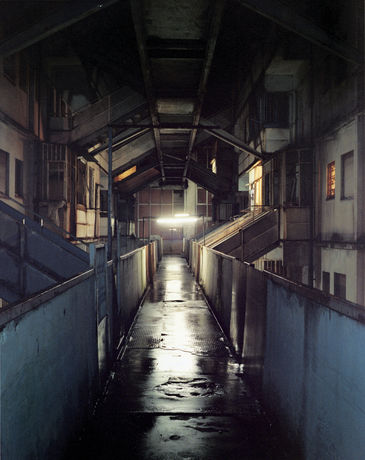 Corridor (Vele), 2010, C-Print, 111 x 90 cm
