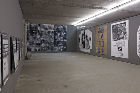 Eugenio Dittborn: Pinturas Aeropostales. Exhibition view