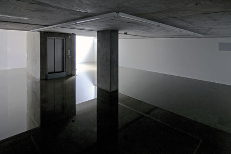 Arno Brandlhuber, Im Archipel, KOW exhibition space filled with water, Sep 2012 (Photo: Alexander Koch)