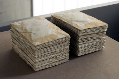 Zwei Stapel aus Gesang der Wollgarnhüllen, 1962-1963,  Envelopes, paper, glue, 60 parts, two blocks, 16 x 11,3 x 9 and 16 x 11,3 x 9,5 cm