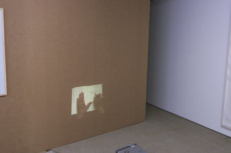 Tina Schulz, 213 Fragen, den Raum betreffend, 2005, Video, 65‘,