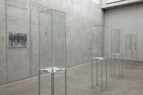 Dierk Schmidt, Broken Windows 6.3, installation view KOW